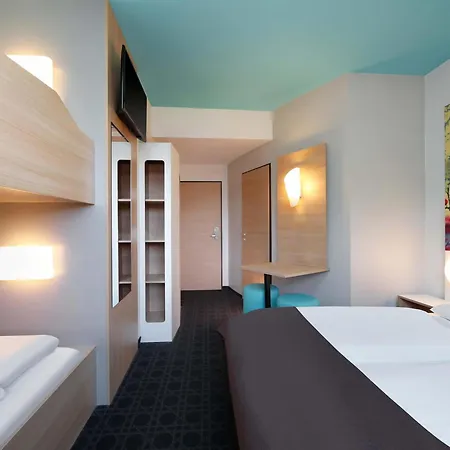 B&B Hotel Potsdam فندق