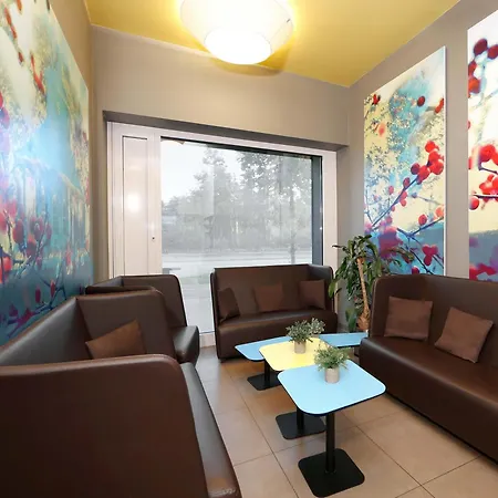 B&B Hotel Potsdam فندق 3*