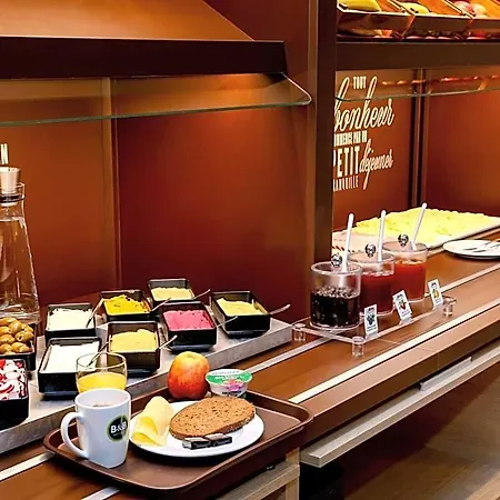 B&B Hotel Potsdam 3*